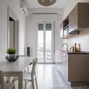 Palazzina Carracci Apartamento Bolonia